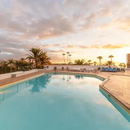 Ponderosa Ap 6 Pool&beach Apartamento *